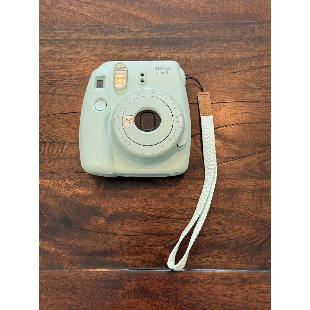 FujiFilm Instax Mini 9 Instant Camera Ice Blue W/selfie Lens and Accessories! - Picture 2 of 12